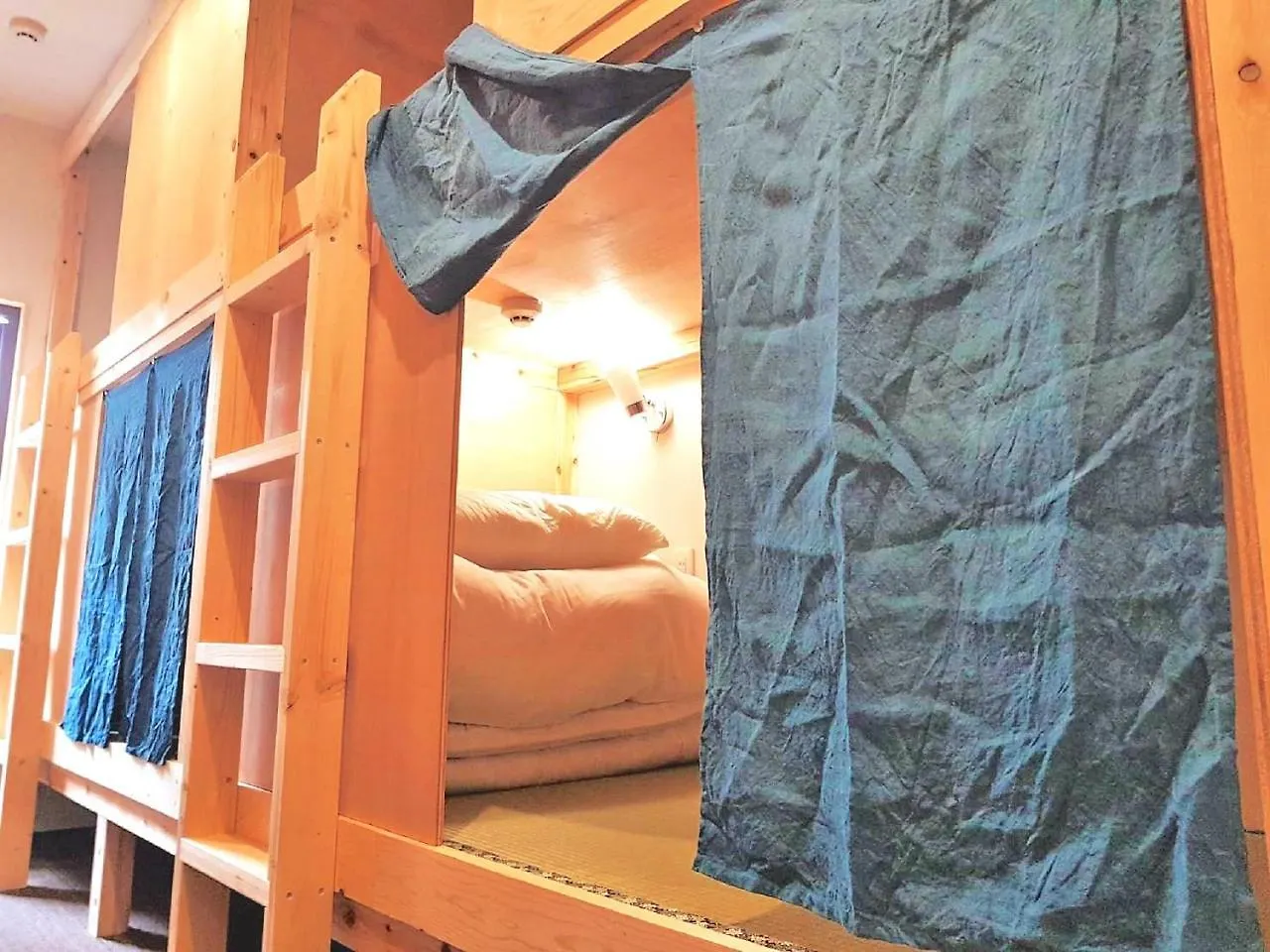 Hiroshima Hostel EN